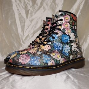 Dr. Martens vintage 80s/90s 1460 "Sienna Miller" floral leather boots